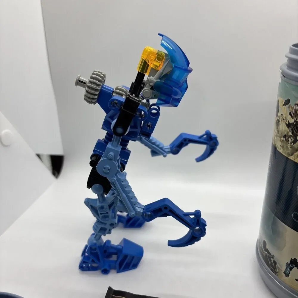 LEGO Technic Bionicle #8533 Gali w/ Instructions and Canister - Complete